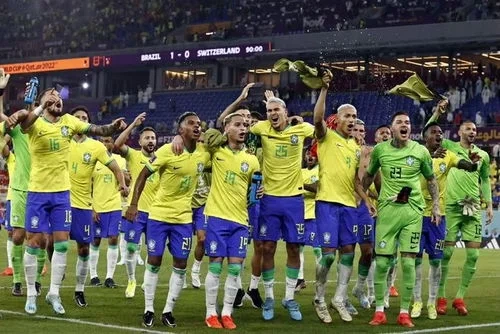 伟德体育足球直播精彩比赛画面